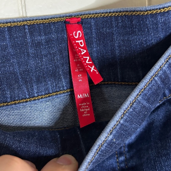 Spanx Women’s Distressed Jean Denim Jeggings Leggings MEDIUM - Picture 16 of 16